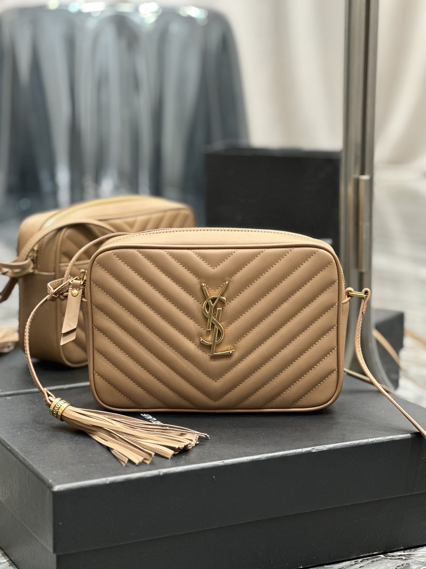 Sa1nt Lau*nt Lou Camera Bag Brown For Women‎ 9in/23cm