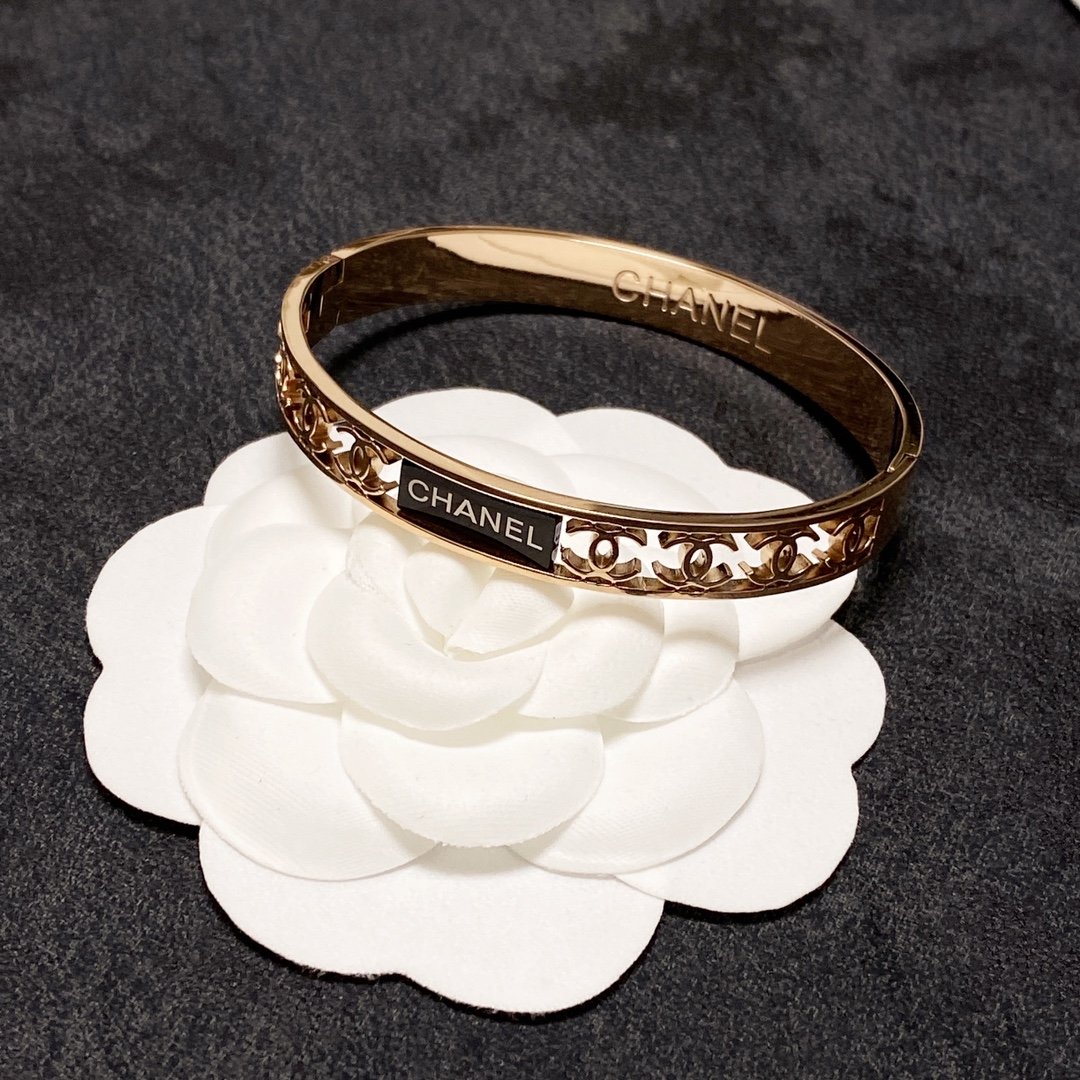 Ch**el Bracelet