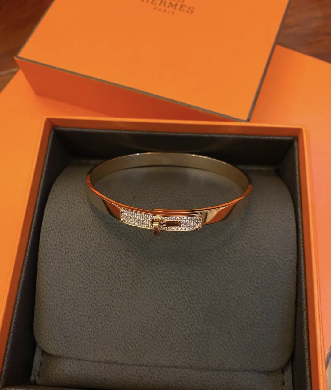 H**me5 Bracelet
