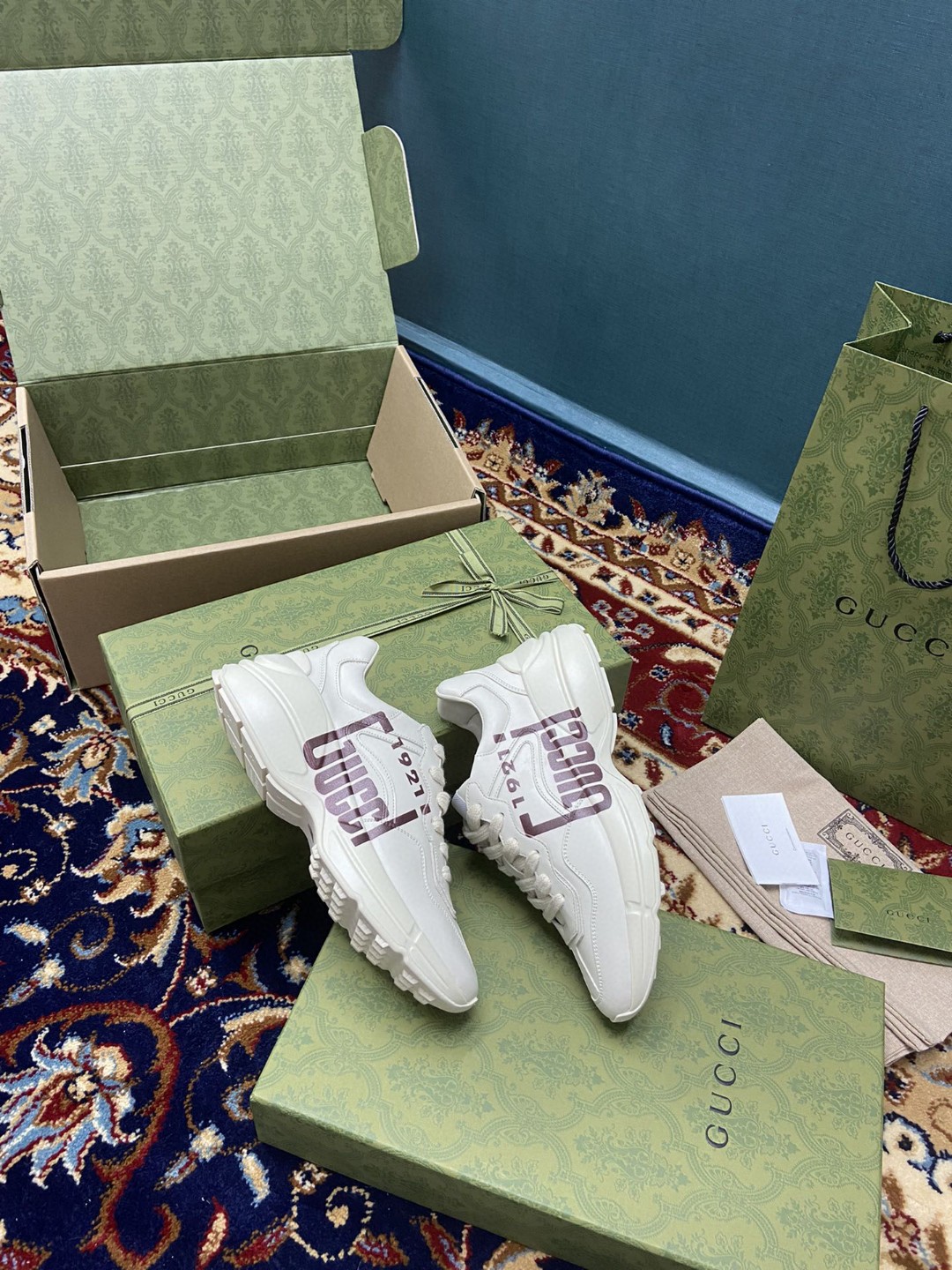 Gvc*1 Women’s Rhyton Sneakers With Logo 1921 Gvc*1 White Ivory For Women 684896 DRW00 9522