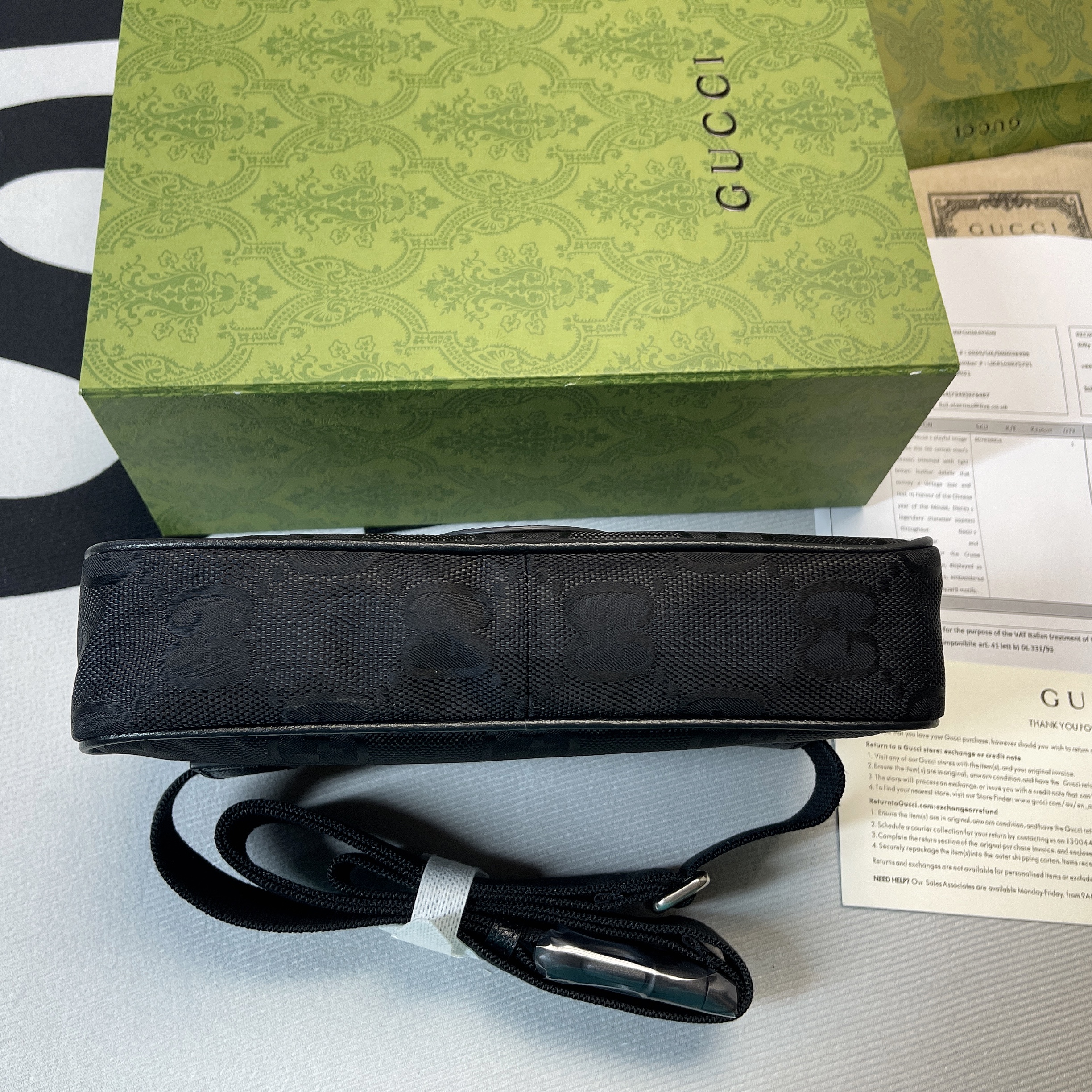 Gvc*1 Gvc*1 Off The Grid Belt Bag Black GG ECONYL® For Men 9.5in/24cm GG 631341 H9HBN 1000