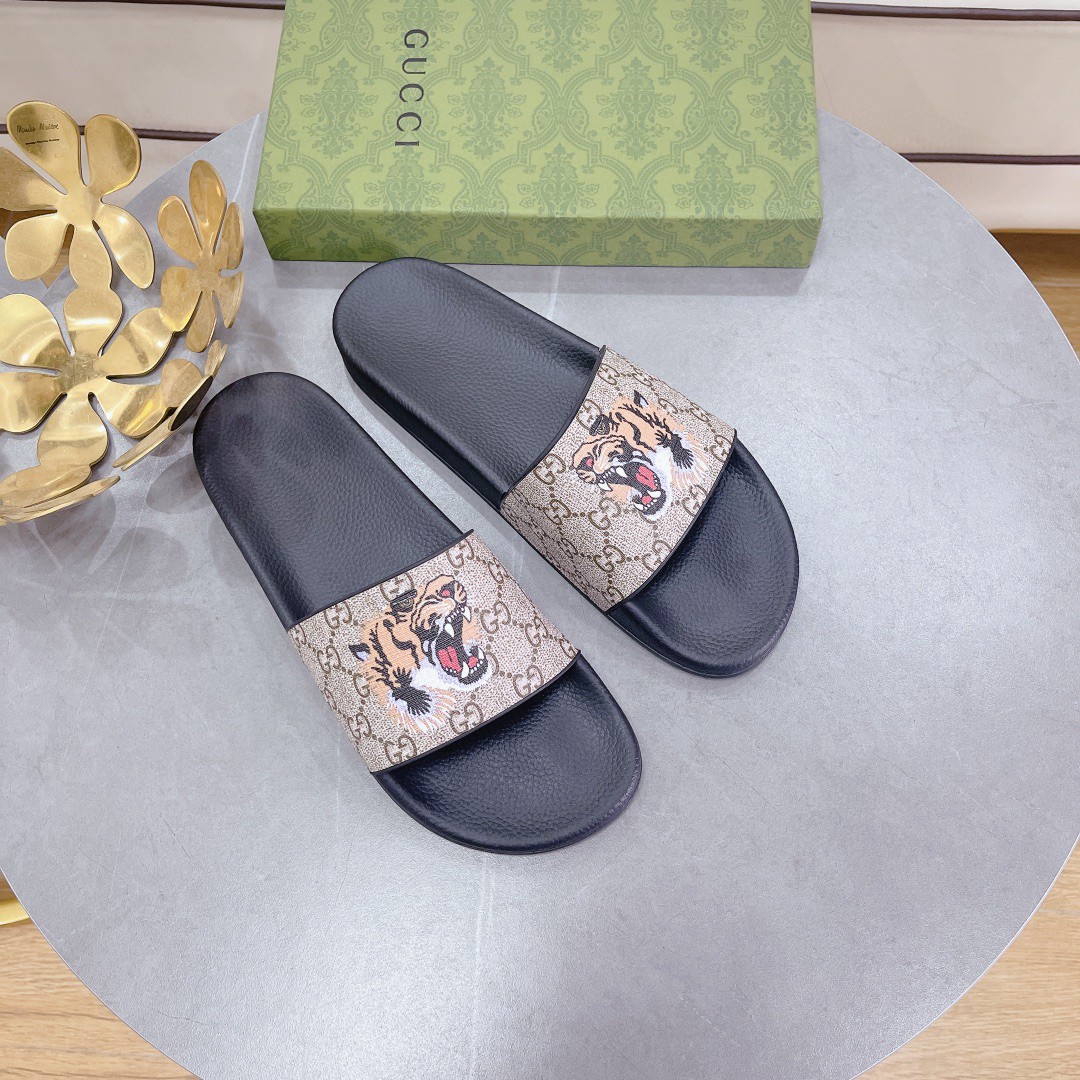 Gvc*1 Women’s Gvc*1 Svp*me Slides With Tiger Black And Gray For Women 408508