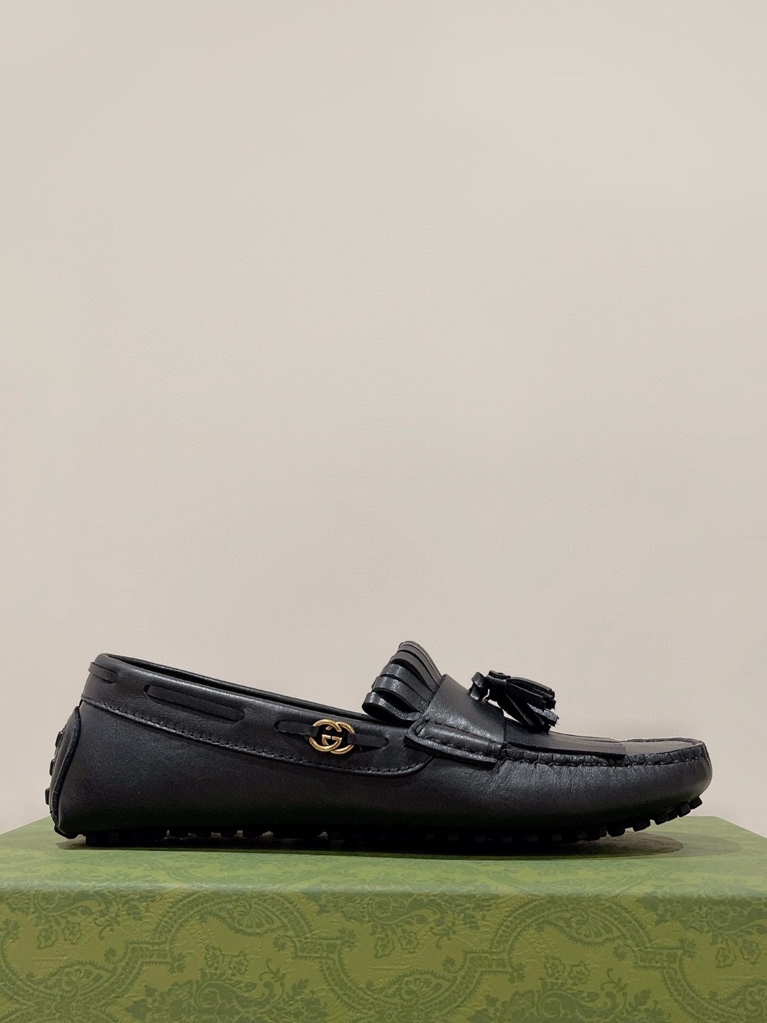 Gvc*1 Men’s Loafer With Driver Interlocking G Black For Men 624699